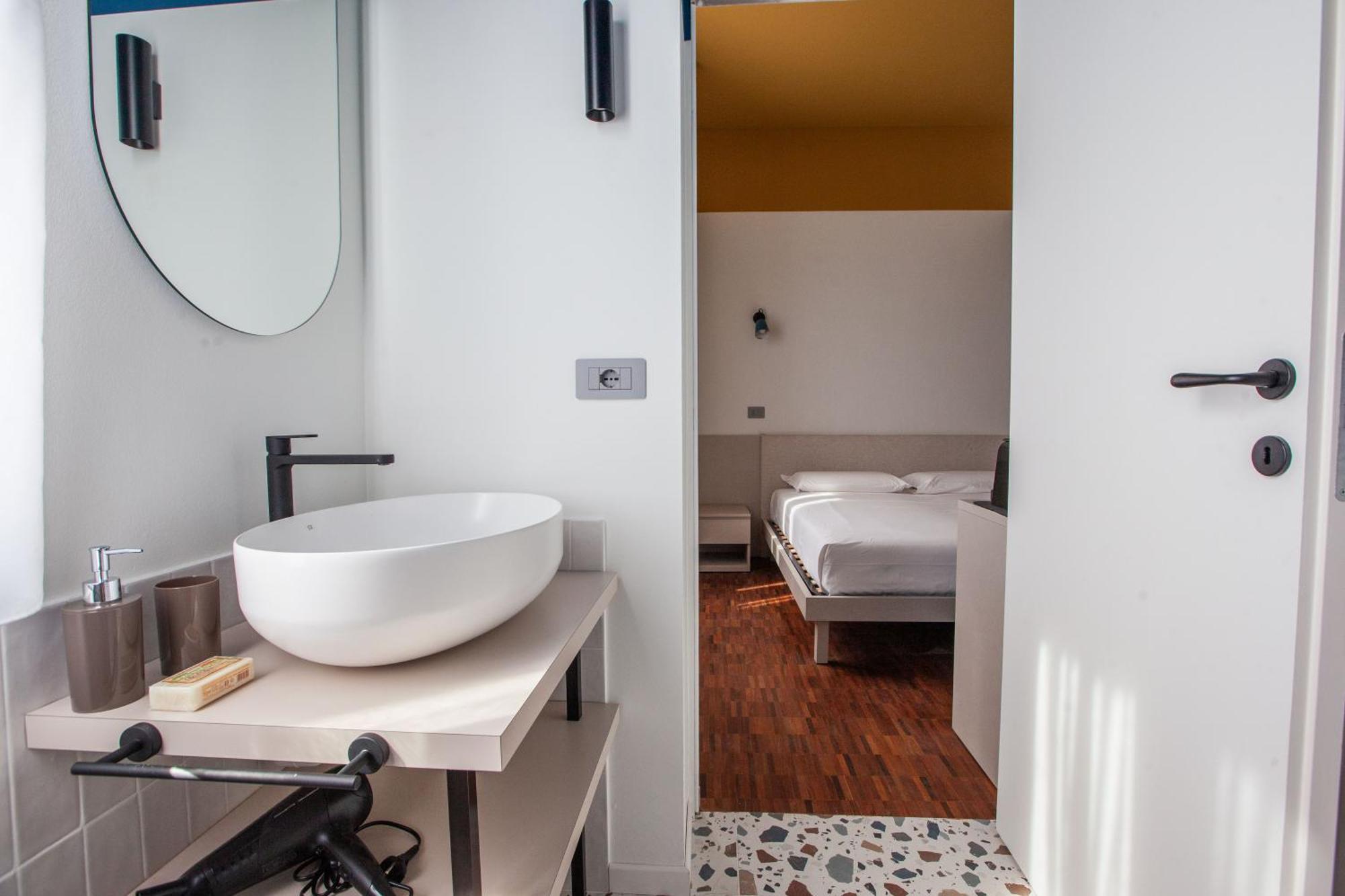 Cvm 19 Hotell Milano Eksteriør bilde